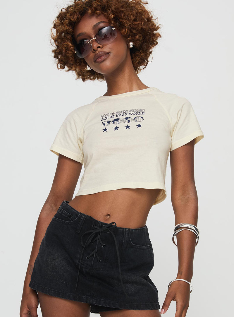 Outta This World Tee Cream