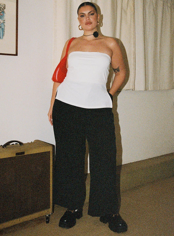 Strutter Strapless Top White Curve