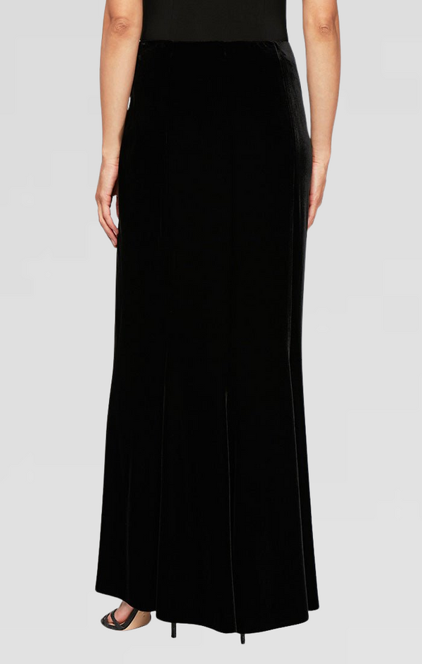 Long Velvet Skirt with Fishtail Back Detail with Elastic Waist

elastic waist