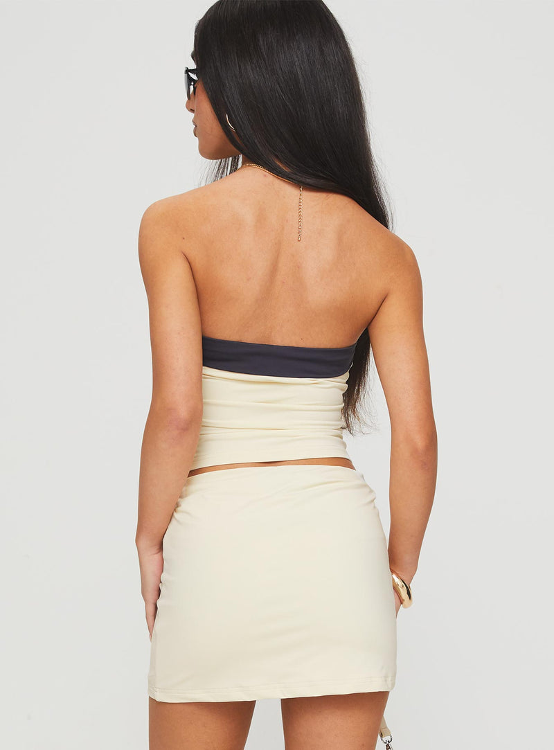 Team Strapless Top Cream