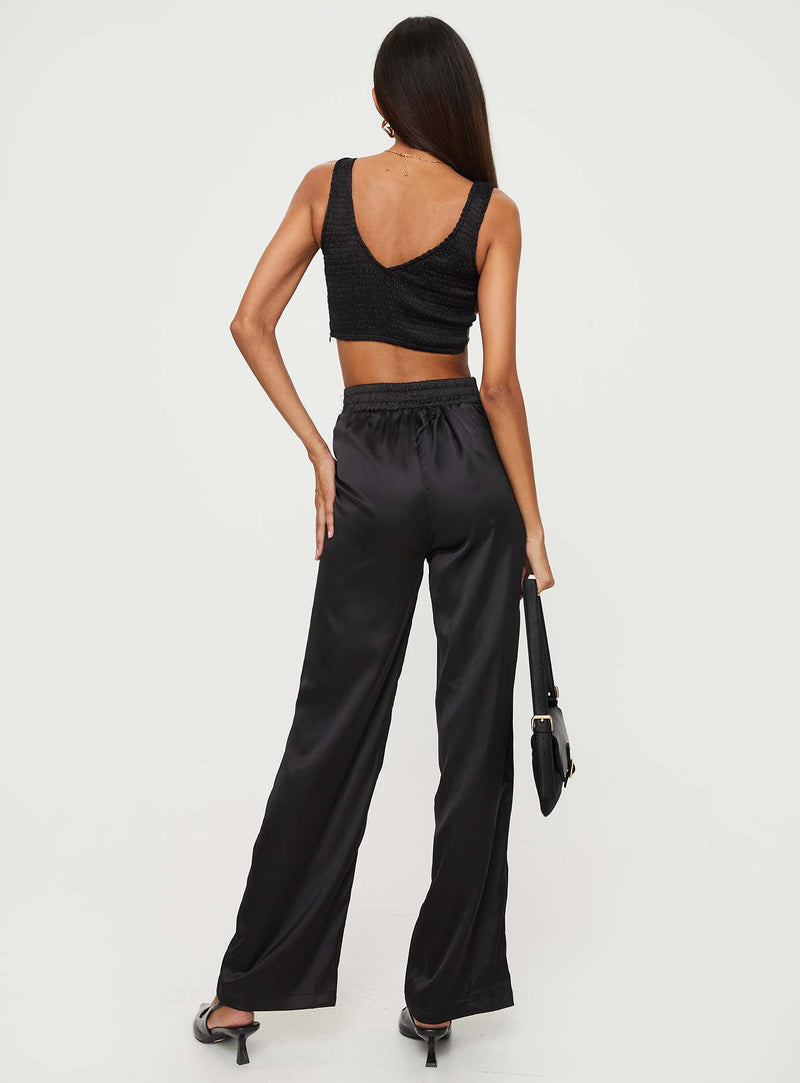 Alethea Set Black