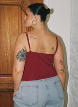 Sampson Top Burgundy Curve