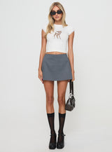 Izzy Top Off White