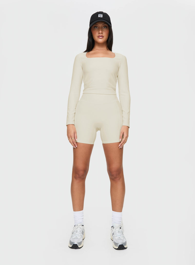 Thriving Activewear Top Latte
