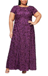 Plus Evelyn Rosette Lace Long Gown